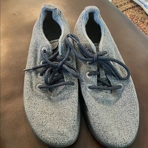 Allbirds Men’s Gray and Blue Wool Runners Size 11